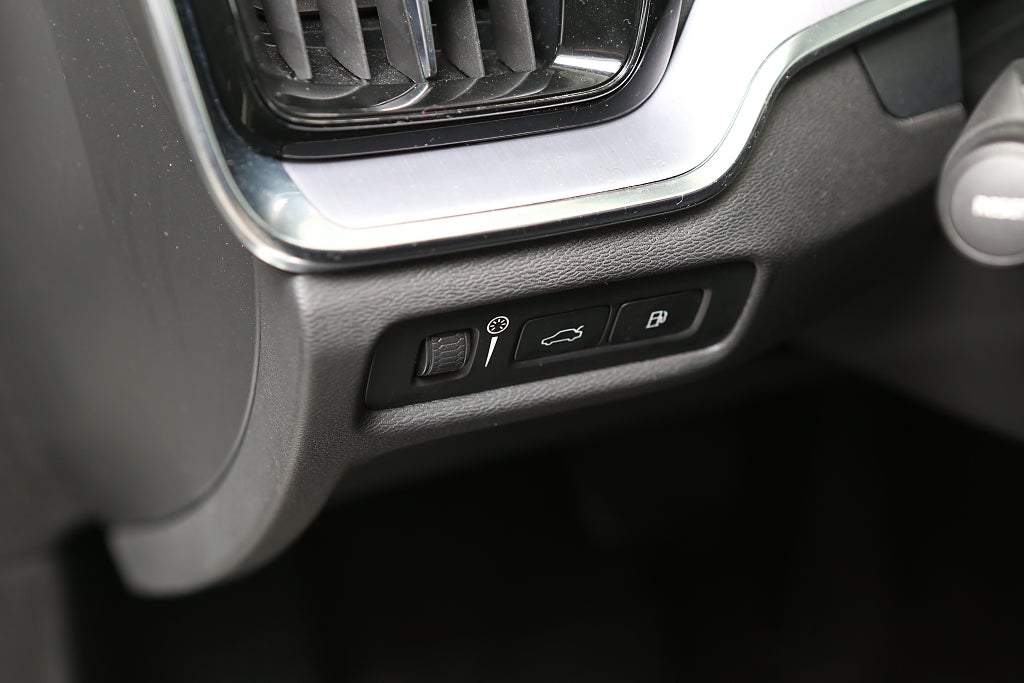 Volvo V60 Recharge T6 AWD Inscription Expression VOC Drag 2022