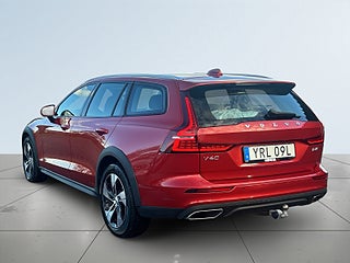 Volvo V60 Cross Country D4 AWD Automat Drag/Kamera/M-Värm/P-Värm/LED/S&V-Däck – bild 5