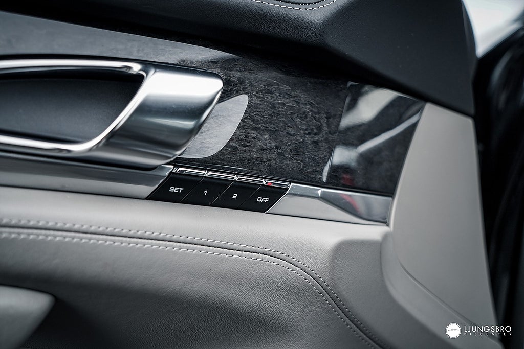 Porsche Panamera 2011 - miniatyr 12