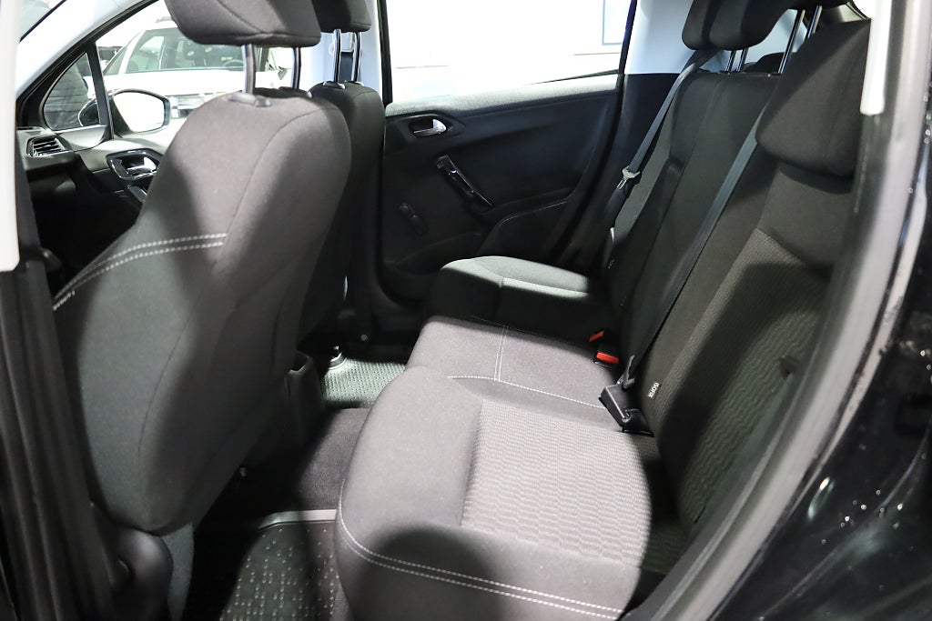 Peugeot 208 1,2 PureTech 82hk 5D Blåtand K-rems bytt