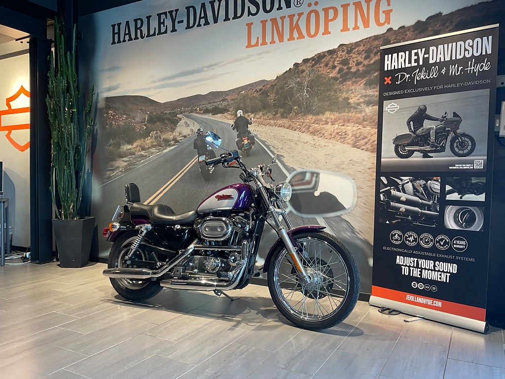 Harley-Davidson XL1200C Sportster  Från 835kr/mån
