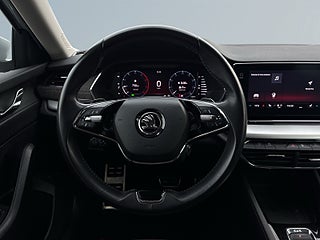 Skoda Octavia Scout 2.0 TDI MOMS/Rattvärme/Backkamera/Adaptiv Fart/Drag/SoV – bild 8