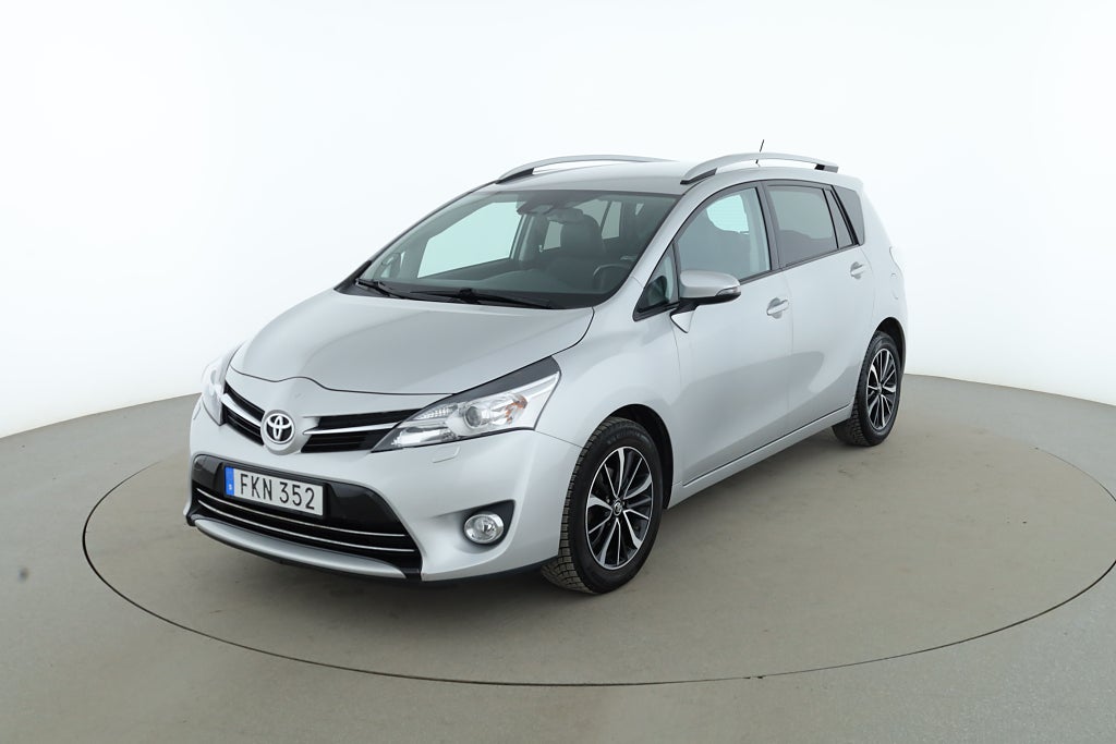 Toyota Verso 1.8 Intense Edition 7-Sits / Drag, Kamera, GPS