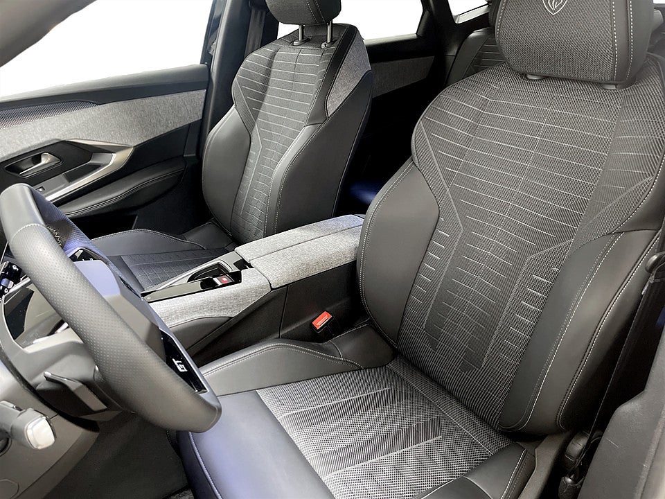 Bild på Peugeot 3008 GT Hybrid 145hk Aut B-KAMERA NAVI