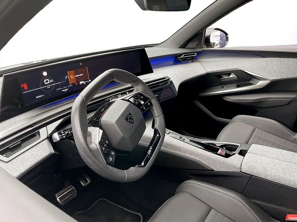 Bild på Peugeot 3008 GT Hybrid 145hk Aut B-KAMERA CARPLAY