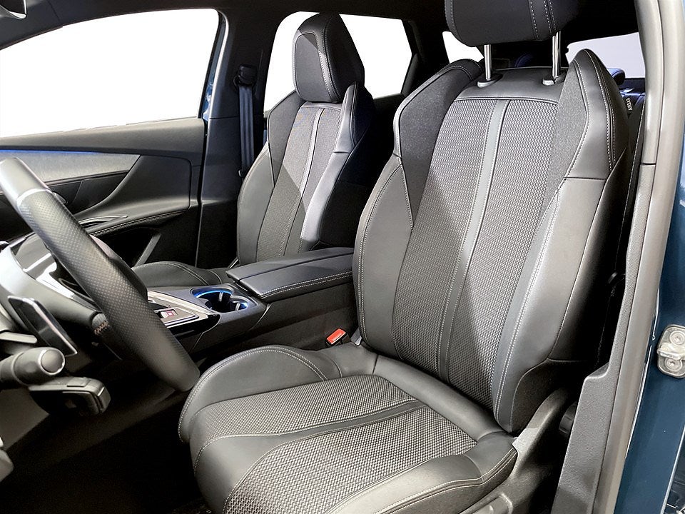 Bild på Peugeot 3008 GT 1.2 PT 130hk Aut - B-KAMERA, CARPLAY