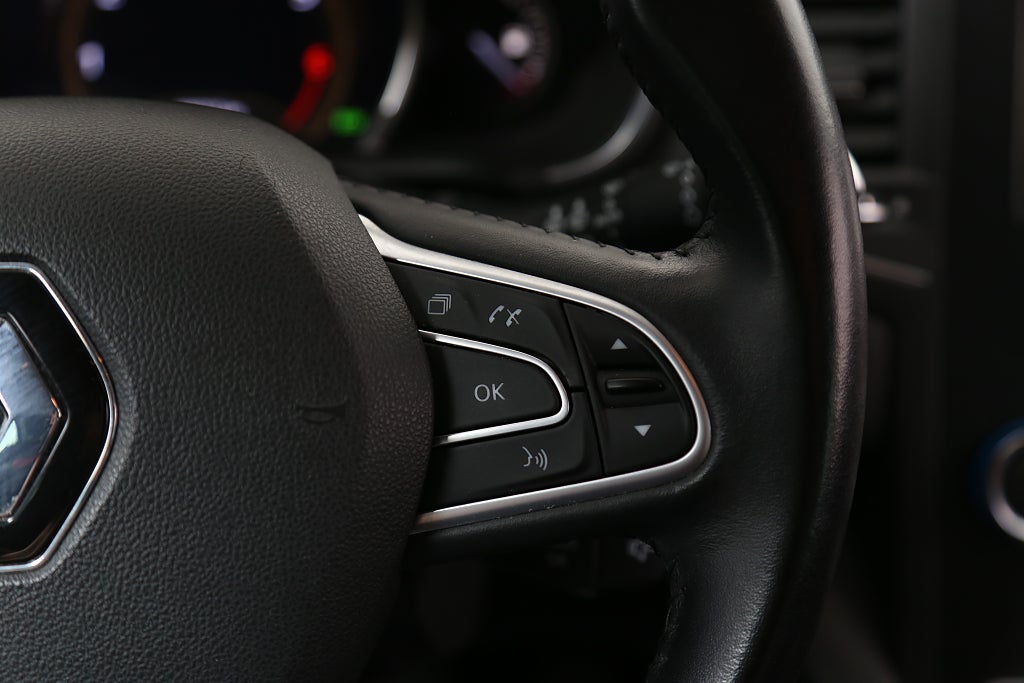 Renault Mégane 1,3 TCe 140hk Sport Tourer Navi Dragkrok 2019