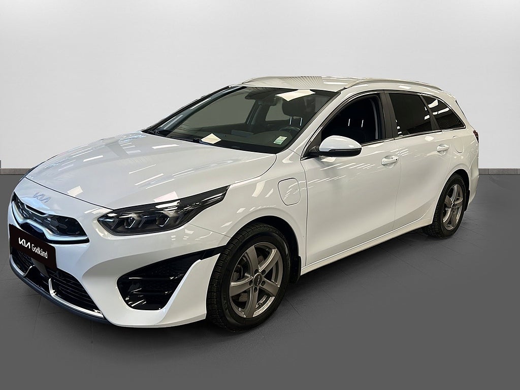 Kia Ceed SW Plug-in Hybrid, Vinterhjul* M / K Värmare* Nyservad*