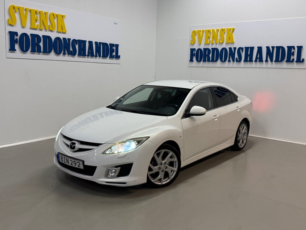 Mazda 6 Sedan 2.5 MZR Sport Dragkrok Bose (Endast 15.500 Mil)