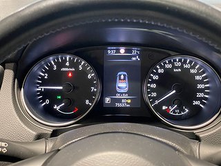 SUV Nissan Qashqai 16 av 25