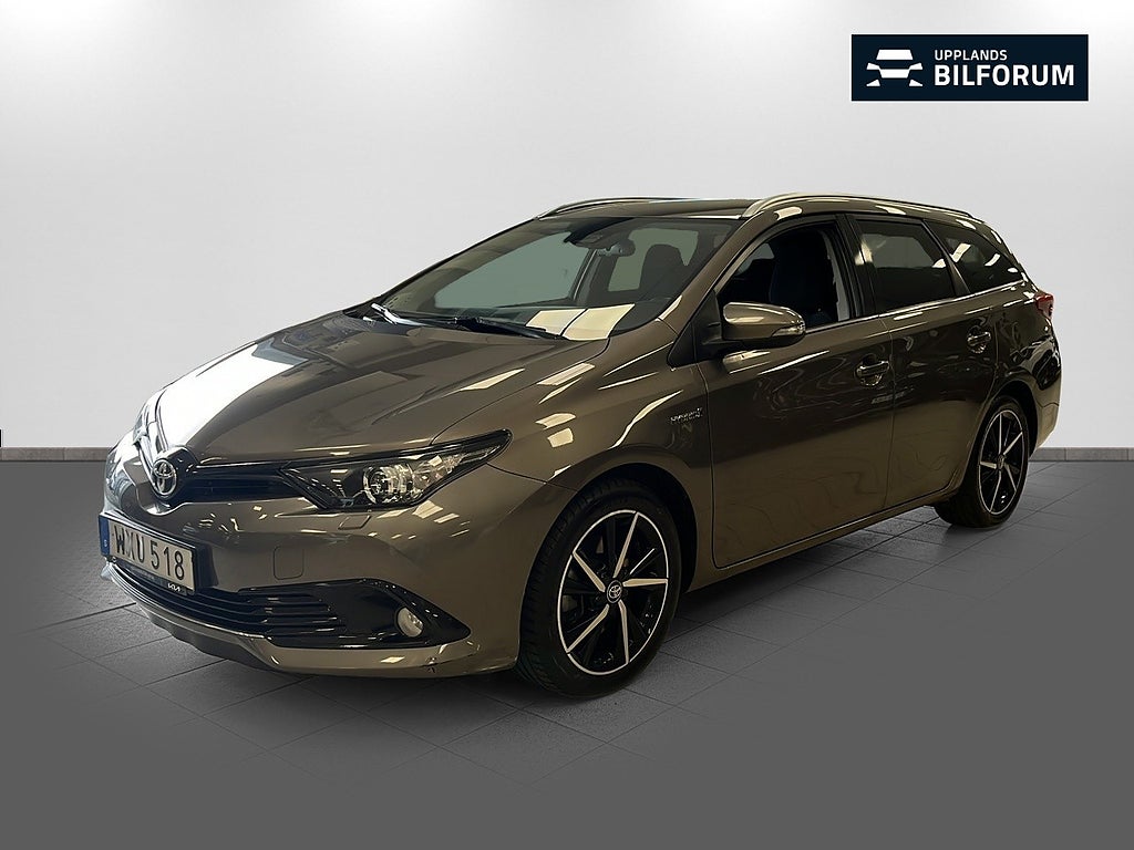 Toyota Auris Touring S Hybrid M-värm 1 ägare Räntekampanj 3.99%