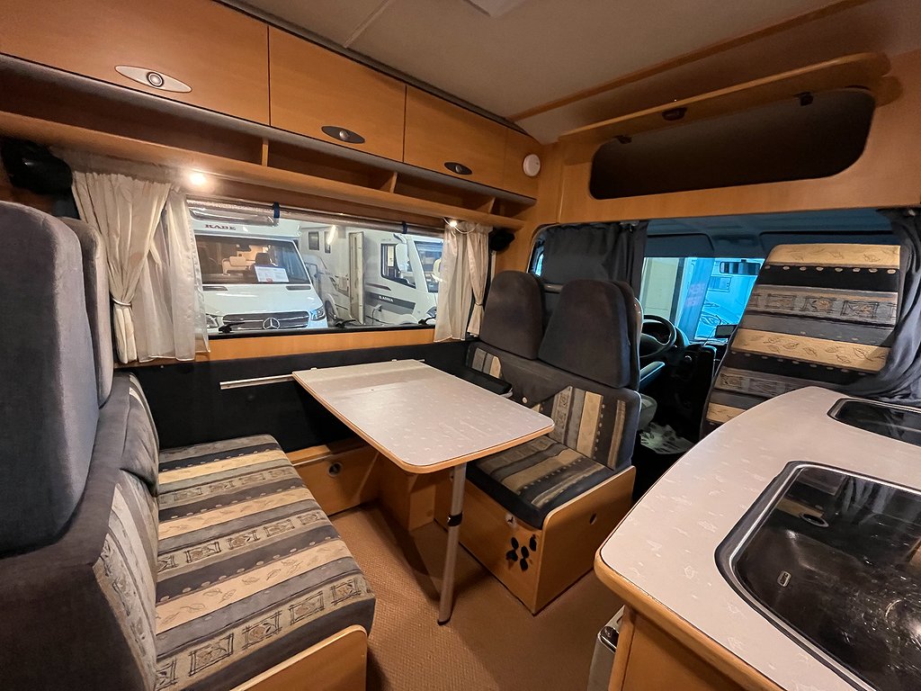 Dethleffs Advantage T-5841  / MaxxFan / Solcell / B-körkort - Dethleffs