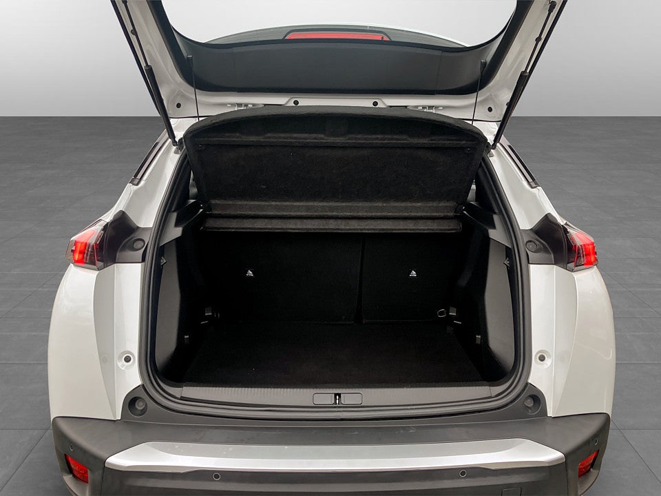 Bild på Peugeot e-2008 Active 50 kWh 136hk Aut BACKSENSORER