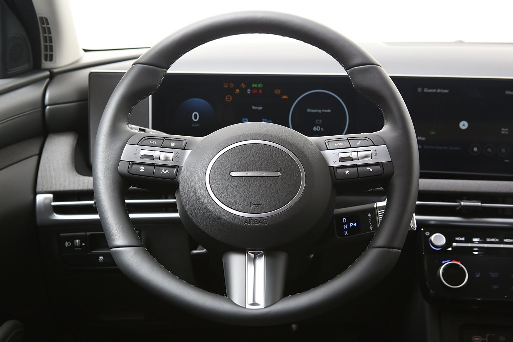 Hyundai Tucson Fullhybrid 4WD Essential Kamera Navi  *Superkampanj 2026