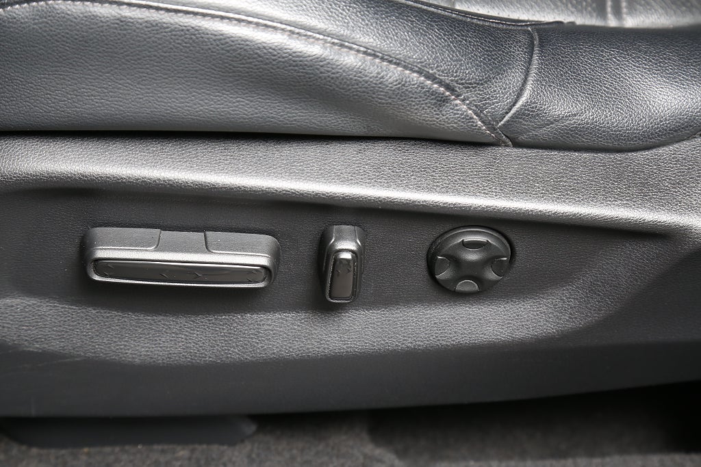 Honda CR-V 1,5 VTEC 193hk AWD Executive Skinn Pano Aut Motorv Drag
