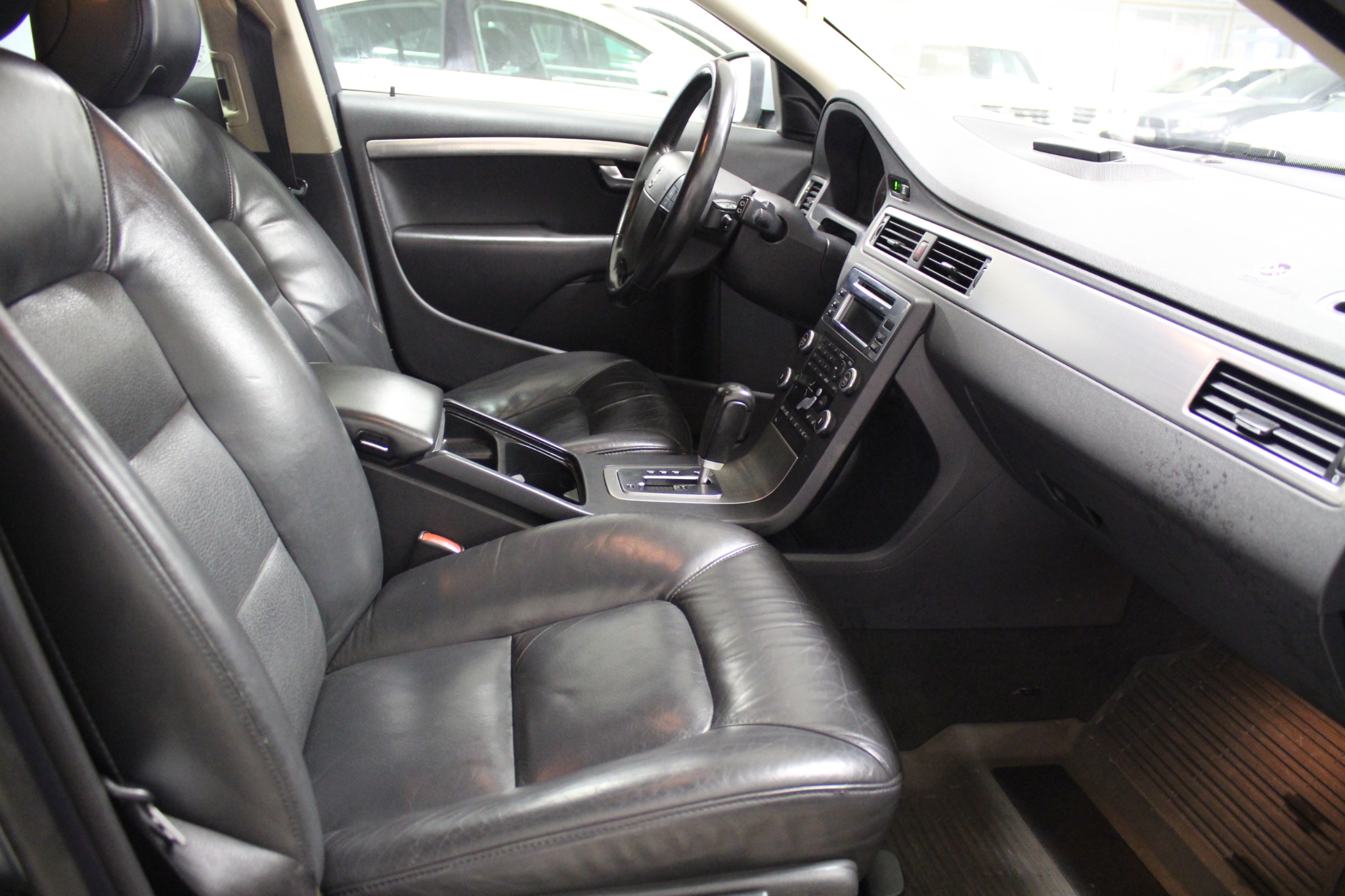 Volvo V70 D5 Geartronic Summum 185hk 2008, bild 4/34