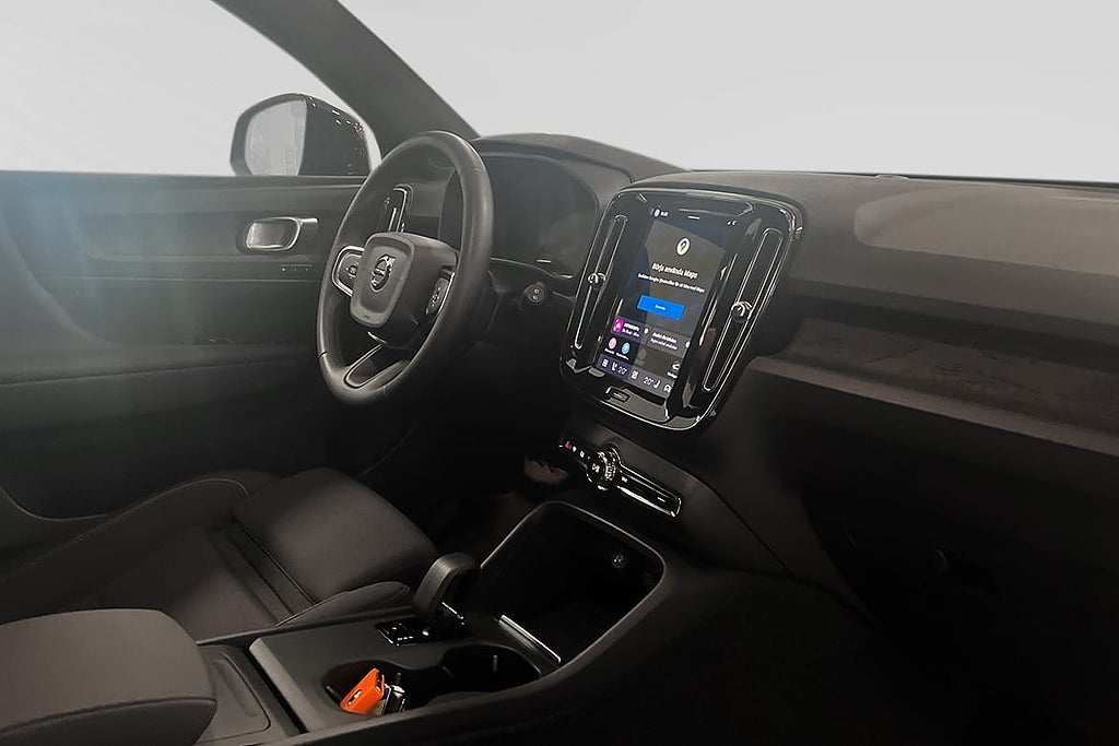 Volvo EX40 Single M Extended R Plus Black Edt