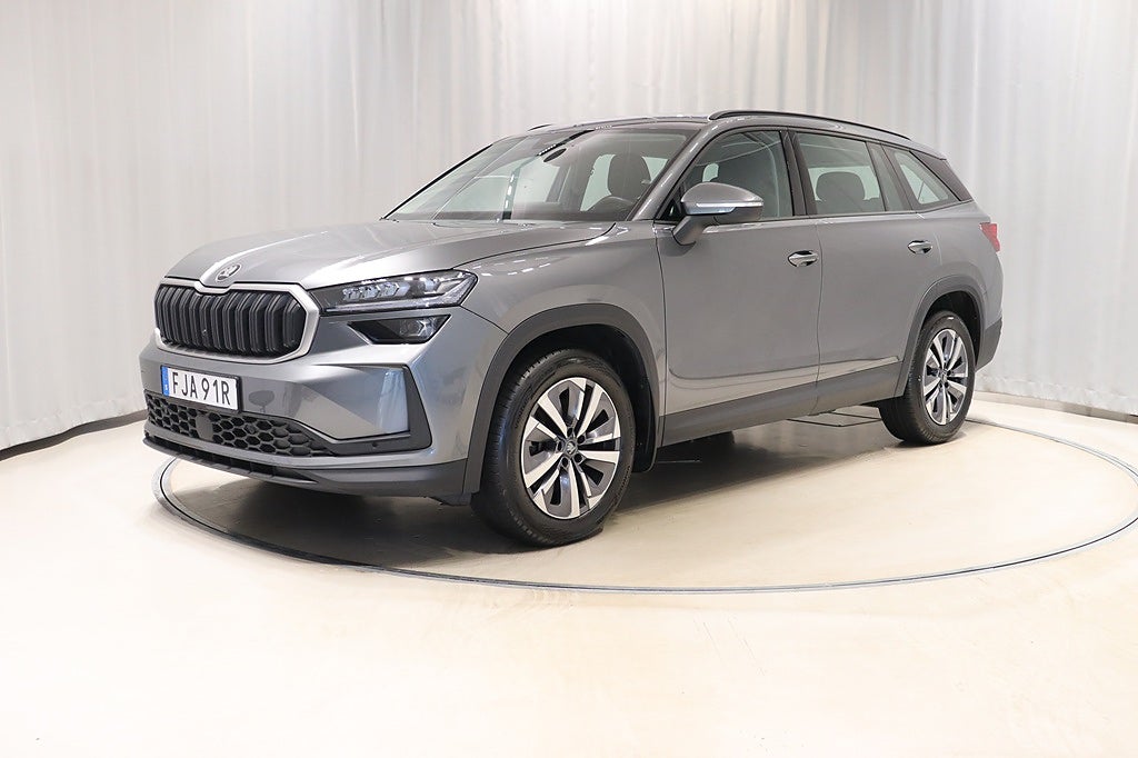 Skoda Kodiaq Selection 2.0 TDI 4x4 Aut 7-Sits Drag Värmare Kamera 2025