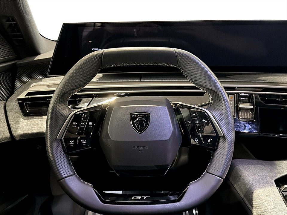 Bild på Peugeot 5008 GT Hybrid 145hk Aut 7-SITS BACKKAMERA CARPLAY KEYLESS