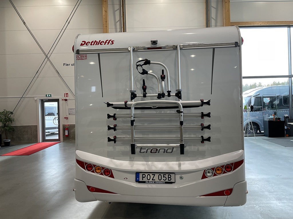 Dethleffs Trend 7057 / B-körkort / Taksäng / Långbädd / Garage / 4495kr/må - Dethleffs