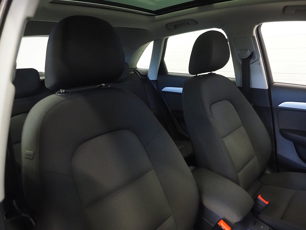 Audi Q3 TDI 150hk quattro S-Tronic | Drag | Pano | Navi | 2018