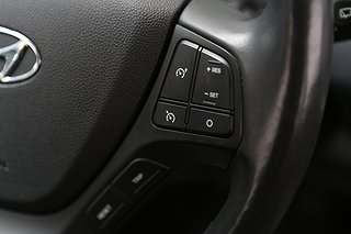 Halvkombi Hyundai i10 14 av 19