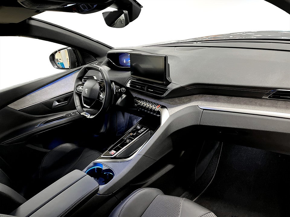 Bild på Peugeot 5008 GT 1.2 PT 130hk Aut 7-SITS B-KAMERA NAVI