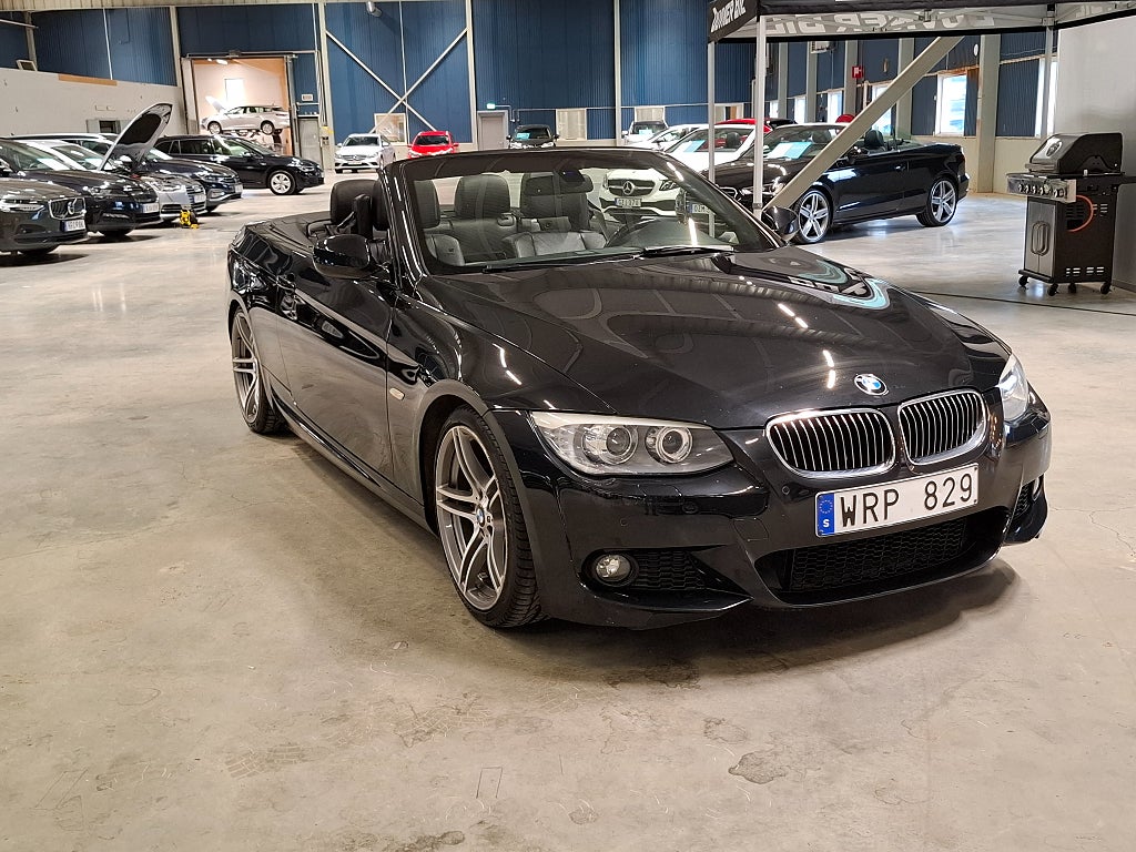 BMW 325I Convertible M-sport Comfort 218Hk Aut 