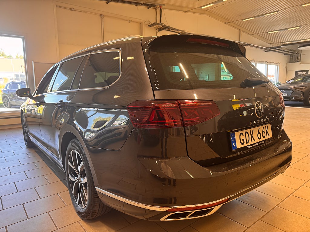 Volkswagen Passat 2022 - miniatyr 3