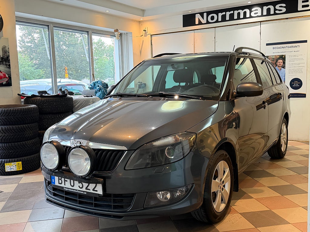 Skoda Fabia Kombi 1.2 TSI Ambition Kamkedja/Drag/M+Värm
