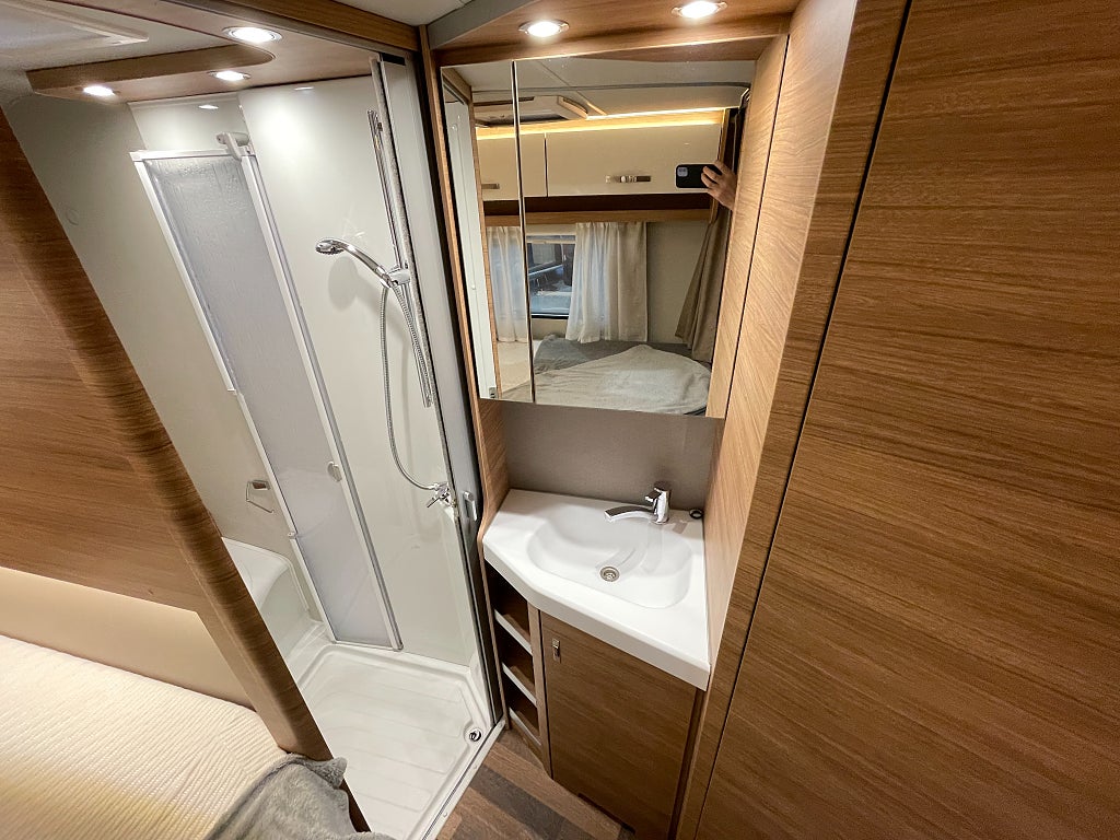 Weinsberg Caracompact Pepper Edition /AC bodel/Solcell/B-kort - Weinsberg