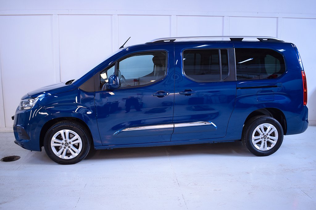 Toyota Proace City Verso 1.2 T 110hk Carplay B-Kamera 5-Sits