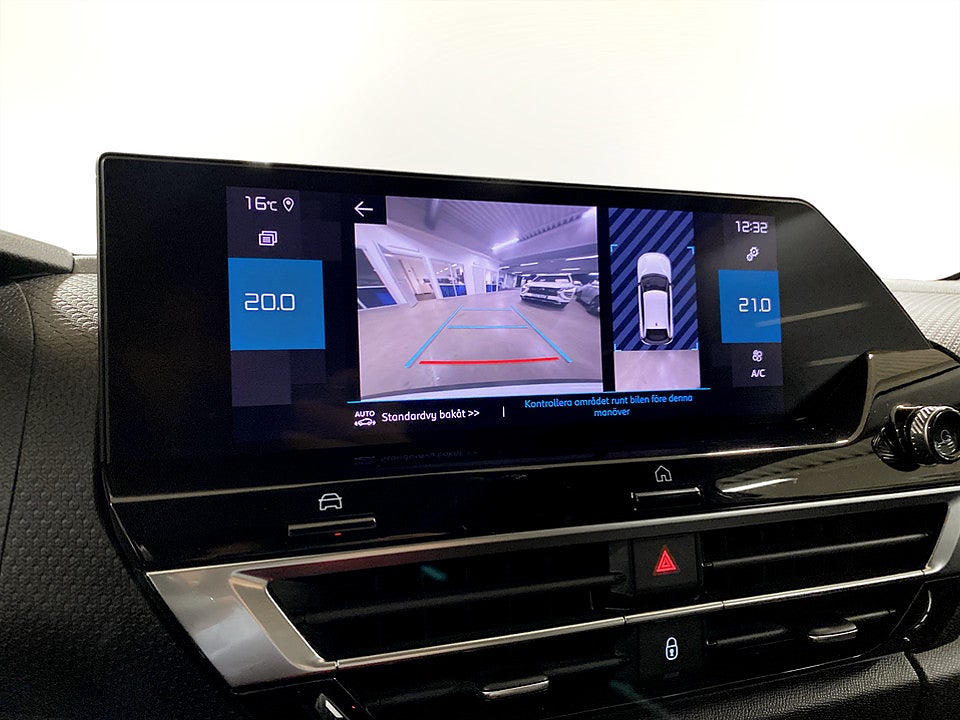 Bild på Citroën C4 Shine 1.2 PT 155hk Aut B-KAMERA CARPLAY