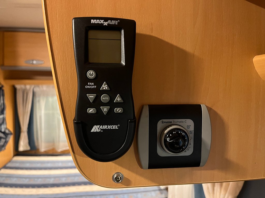 Dethleffs Advantage T-5841  / MaxxFan / Solcell / B-körkort - Dethleffs