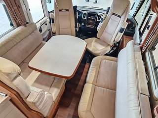 Husbil-integrerad Carthago CHIC C-LINE I XL 5.8 Q 10 av 29