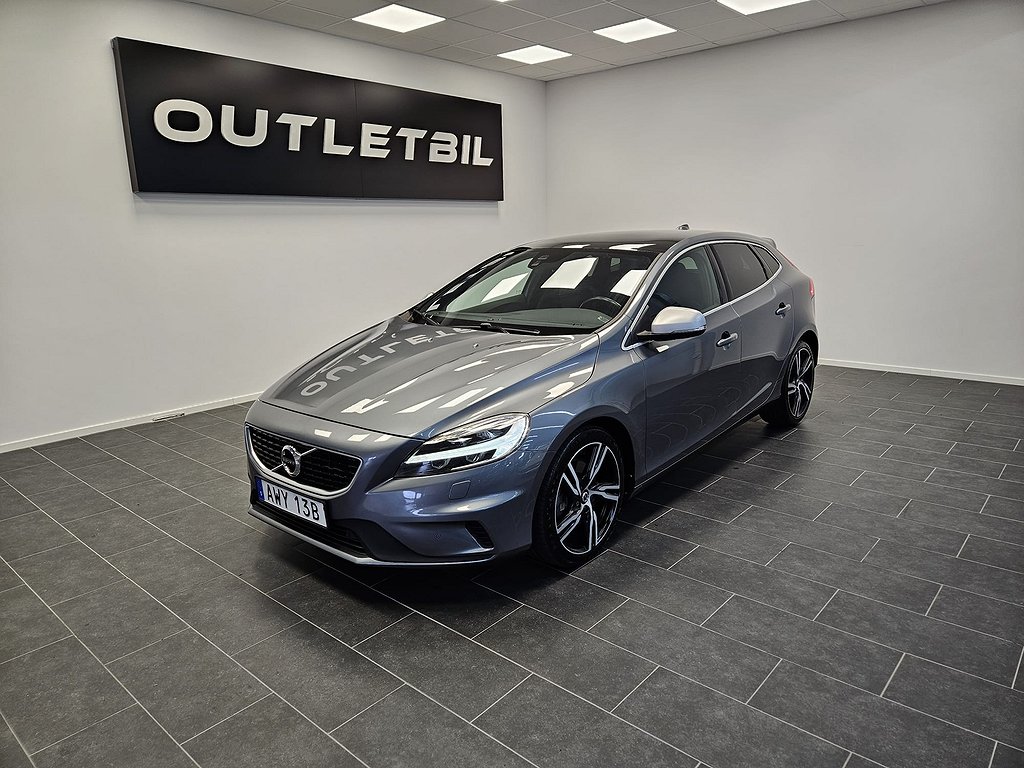 Volvo V40 T3 Geartronic Momentum, R-Design Panorama VOC 