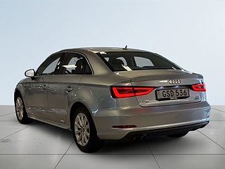 Audi A3 Sedan 2.0 quattro Attraction Dieselvärm Farthållare S&V