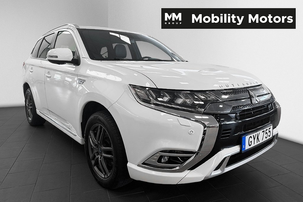 Mitsubishi Outlander PHEV CVT Business AWD Kamera Navi 