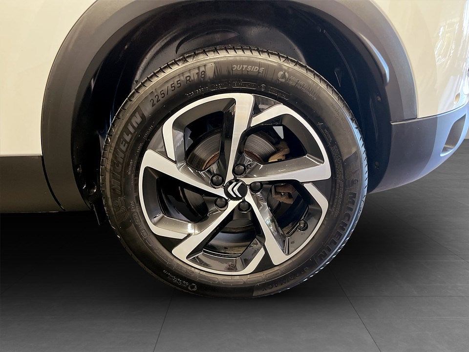Bild på Citroën C5 Aircross Shine 1.2 PT 130hk Aut - B-KAMERA,ELSTOL,NAV