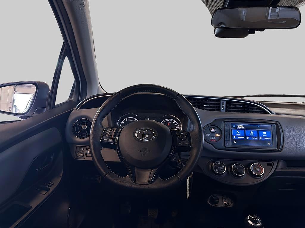 Toyota Yaris 2019 - miniatyr 9