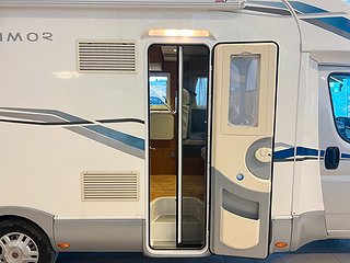 Husbil-halvintegrerad Rimor Europeo 63  7 av 23