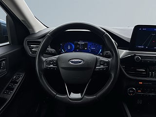 Ford Kuga 1.5 EcoBoost Navi/Drag/Rattväm/Kamera/Adaptiv Fart/SoV – bild 9