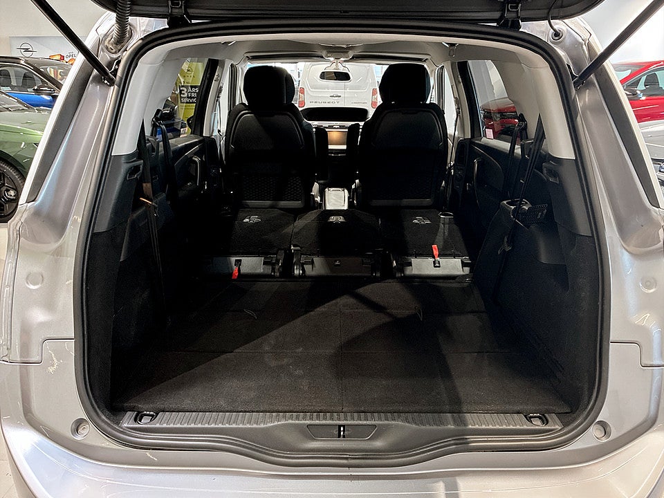 Bild på Citroen C4 Spacetourer Shine 1.2 e-THP 130hk Aut B-KAMERA DRAG