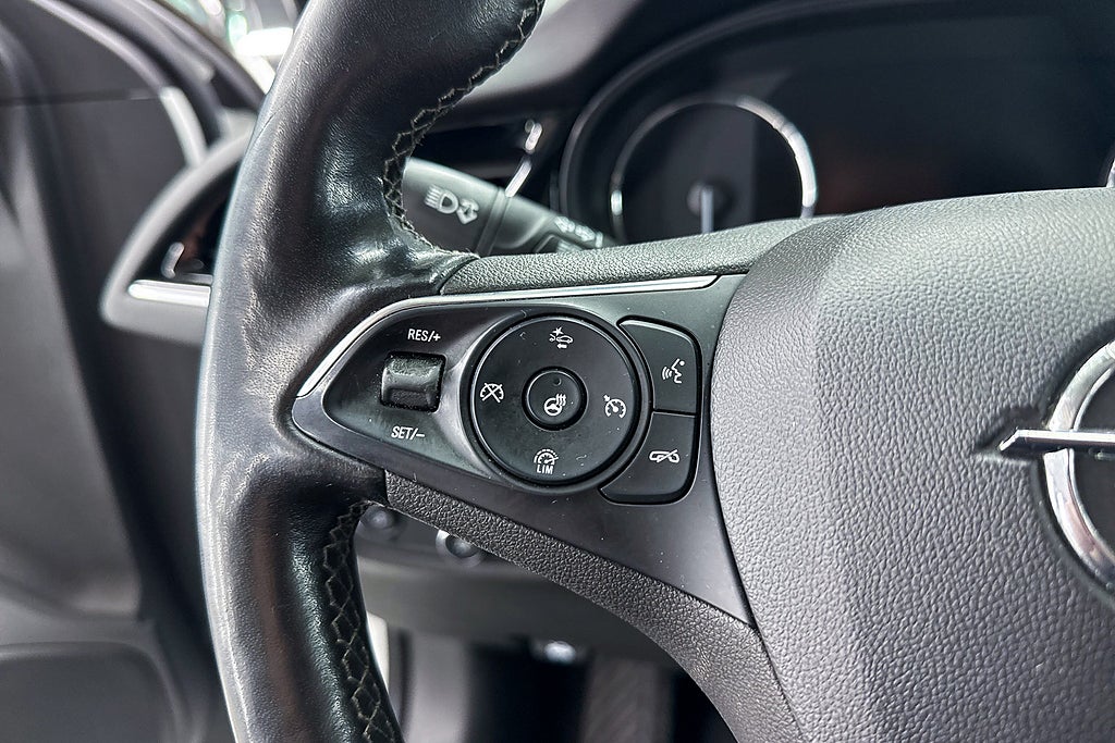 Opel Insignia 2021