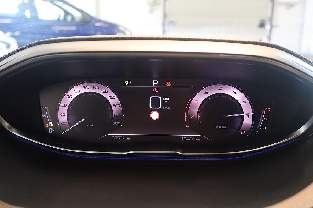 Bild på Peugeot 5008 GT 1.2 PT 130hk Aut - 7-SITS,B-KAMERA,NAV