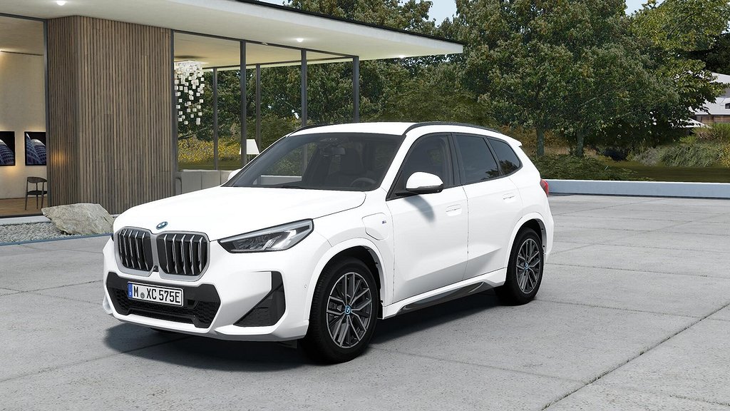 BMW X1 xDrive25e M Sport Active Launch Edition Drag Rattvärme Navigatio