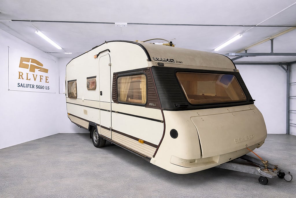 Solifer 550 Gls/ 4 bäddar/ Långbäddar/ Värmare- Gasol fungerande 