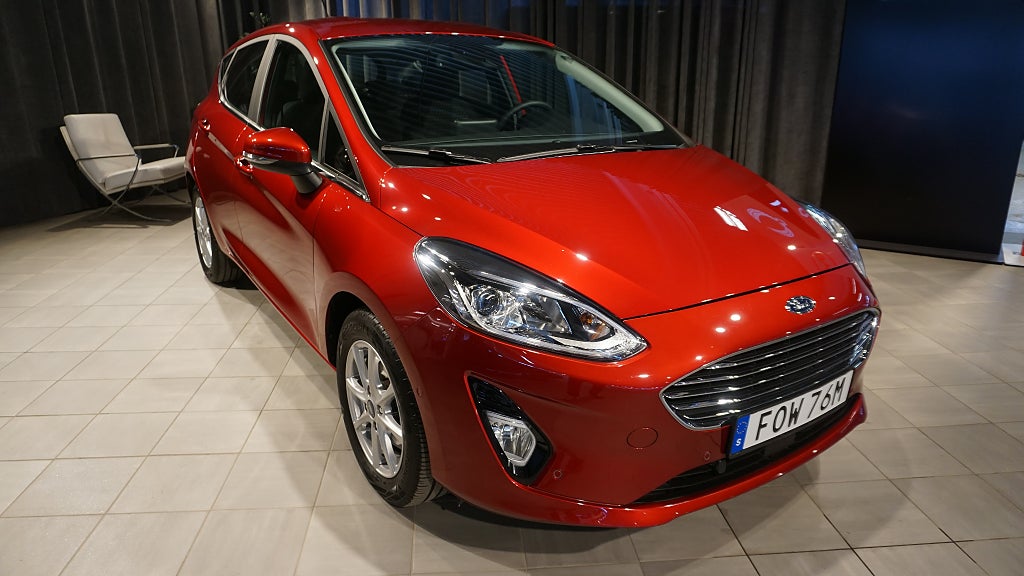 Ford Fiesta 5-dörrar 1.0 EcoBoost Titanium Nav, V-hjul