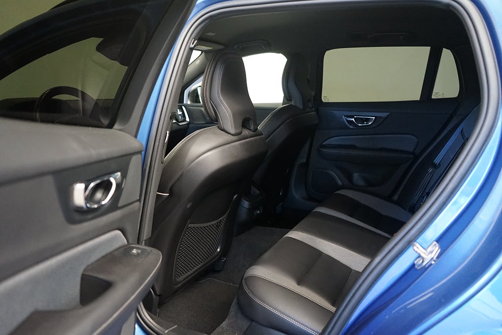 Volvo V60 D3 R-Design Värmare Carplay 360° H/K 150hk
