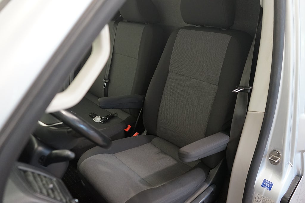 Volkswagen Transporter T30 2.0 TDI 4M Carplay Leasbar 150hk 4.99% Ränta